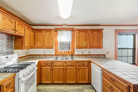 Kitchen - 257 Harrison Rd, Ruston, LA 71270 photo 2 of 2