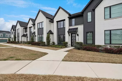 7604 Rambler Ln, North Richland Hills, TX 76182