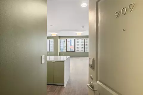 1200 Main St #909, Dallas, TX 75202