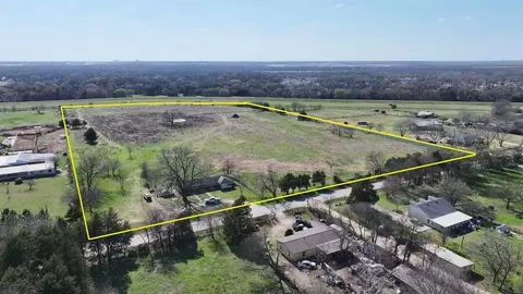 3131 Middlefield Rd, Dallas, TX 75253