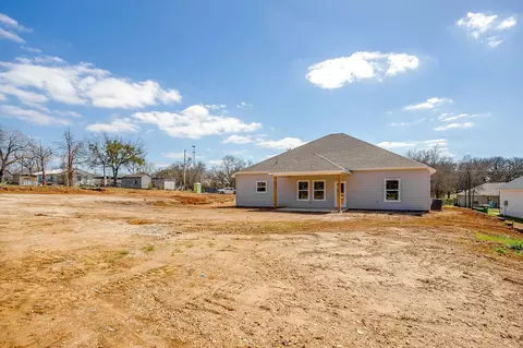 Exterior - 130 Abbott Ave, Covington, TX 76636 photo 5 of 5