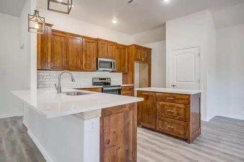 Kitchen - 130 Abbott Ave, Covington, TX 76636 photo 4 of 5