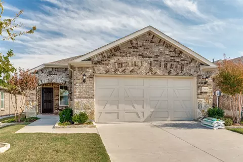 7613 Heritage Dr, Krugerville, TX 76227