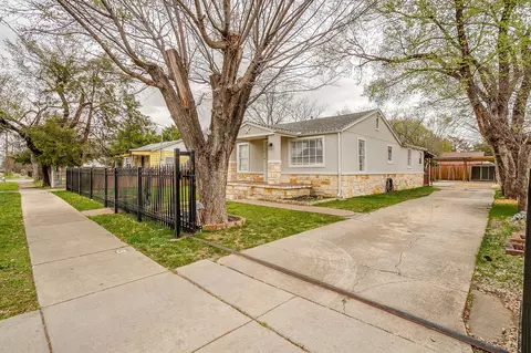 3618 Palacios Ave, Dallas, TX 75212