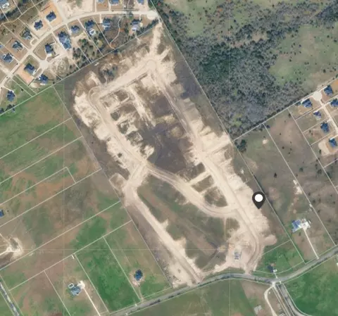 6450 Mcchesney Dr, Midlothian, TX 76065