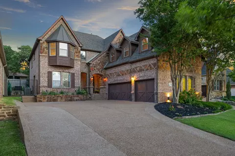 54 Cypress Ct, Trophy Club, TX 76262