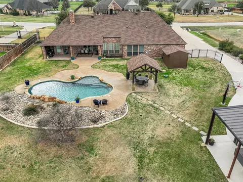 608 Singing Quail Trl, Haslet, TX 76052