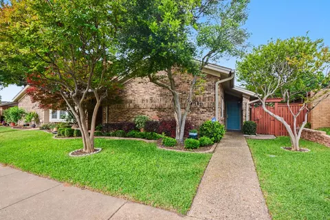 2019 Whippoorwill Ln, Carrollton, TX 75006