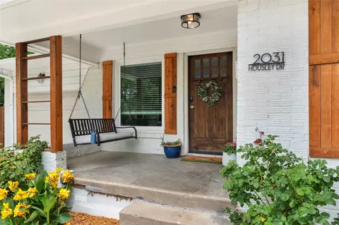 2031 Housley Dr, Dallas, TX 75228