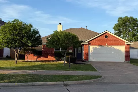 2008 Cantura Dr, Mesquite, TX 75181