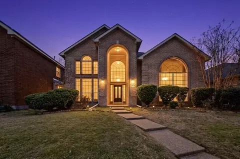 875 San Jacinto Dr, Grand Prairie, TX 75052
