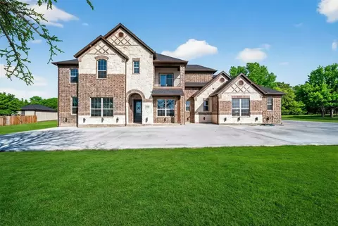 1530 S Houston School Rd, Lancaster, TX 75146