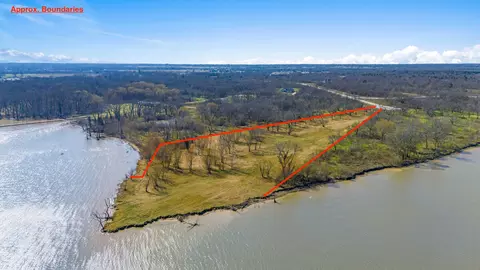 8424 Edgewater Dr, Kemp, TX 75143