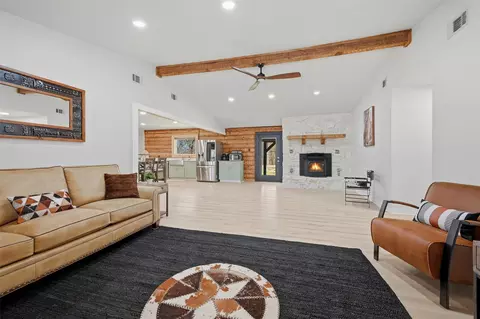 230 Frosty Hollow Rd, Denison, TX 75021