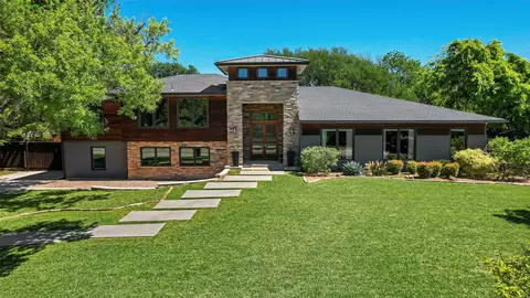 7037 Alpha Rd, Dallas, TX 75240