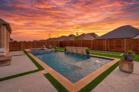 6908 Broomsedge Dr, Argyle, TX 76226