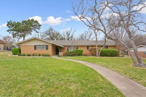 416 White Hall Dr, Woodway, TX 76712