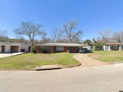 4728 Trail Lake Dr, Fort Worth, TX 76133