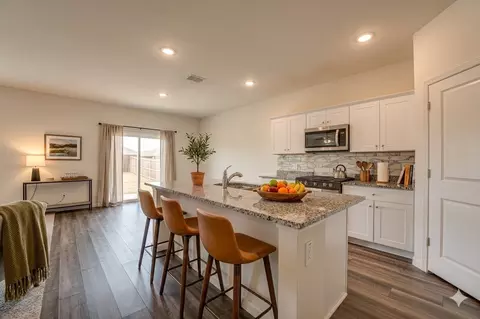767 Camden Dr, Lavon, TX 75166