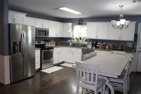 Kitchen - 402 Cleveland St, Bailey, TX 75413 photo 1 of 1