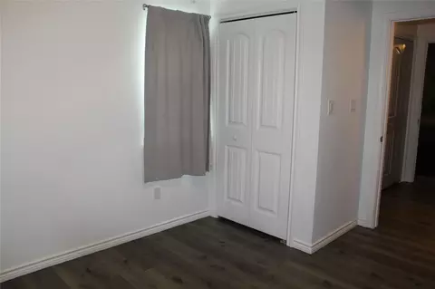 Bedroom - 402 Cleveland St, Bailey, TX 75413 photo 2 of 2