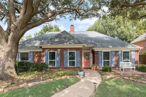 2140 Strathmore Dr, Highland Village, TX 75077