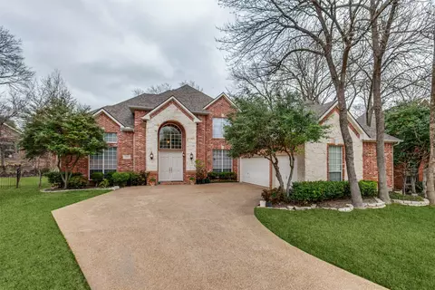 1119 Creekwood Dr, Garland, TX 75044