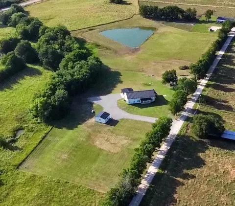 595 County Road 2870, Honey Grove, TX 75446