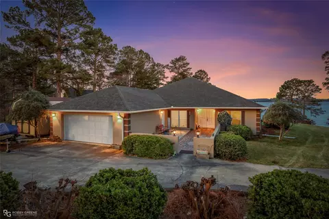 758 Featherston Rd, Homer, LA 71040