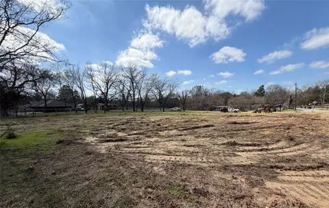 232 E Prospect St, Denison, TX 75021 photo 2