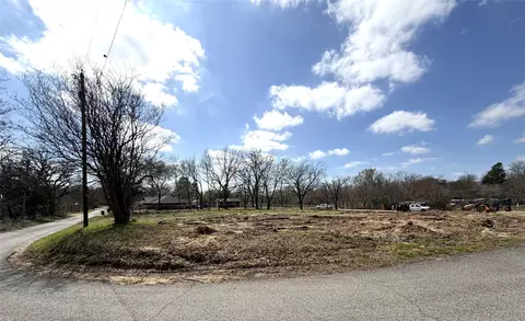 232 E Prospect St, Denison, TX 75021 photo 5