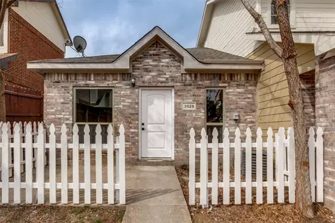 3929 Pickett Pl, Garland, TX 75044