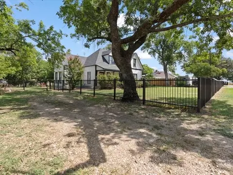 Other - 809 E Adams St, Itasca, TX 76055 photo 1 of 7