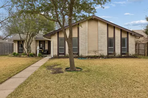 2305 Lawnmeadow Dr, Richardson, TX 75080