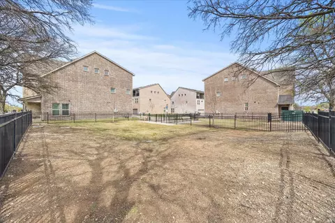 Exterior - 329 Baker Dr, Plano, TX 75074 photo 9 of 9