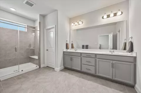 Bath - 329 Baker Dr, Plano, TX 75074 photo 2 of 5