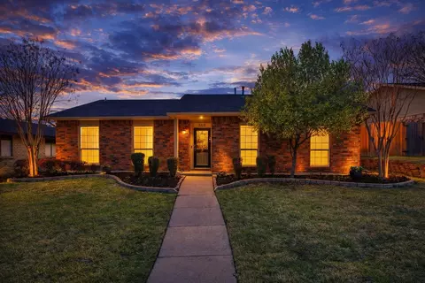 3513 Clover Meadow Dr, Garland, TX 75043
