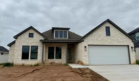 10400 T Bury Ln, Waco, TX 76708