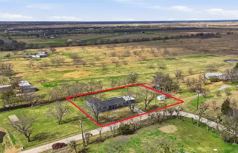 265 N Trinity Ave, Emhouse, TX 75110