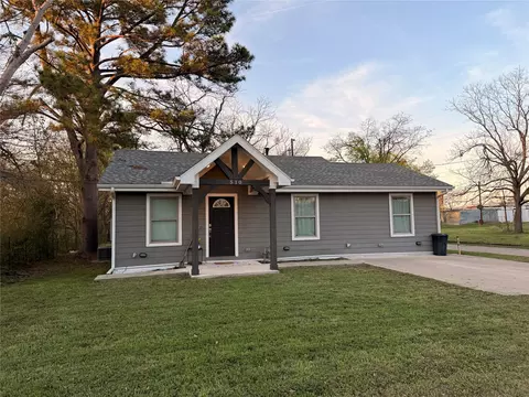 510 Woodlawn St, Sulphur Springs, TX 75482