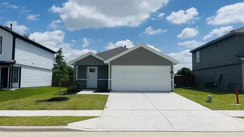 4237 Woodhill Bend Dr, Crowley, TX 76036