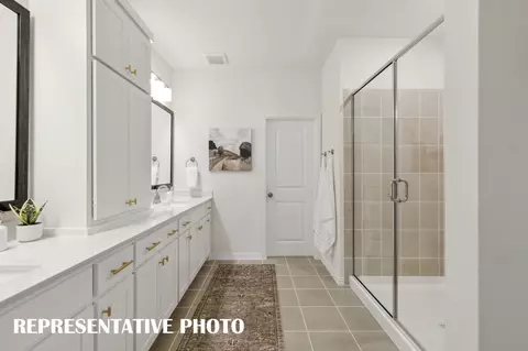 Bath - 1011 Splitrock Dr, Allen, TX 75013 photo 1 of 2