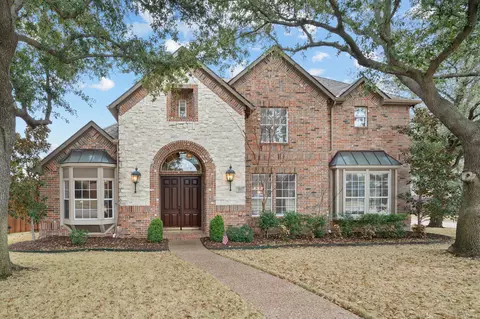 2017 Bishop Dr, Flower Mound, TX 75028