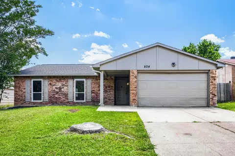 804 Netherland Dr, Arlington, TX 76017