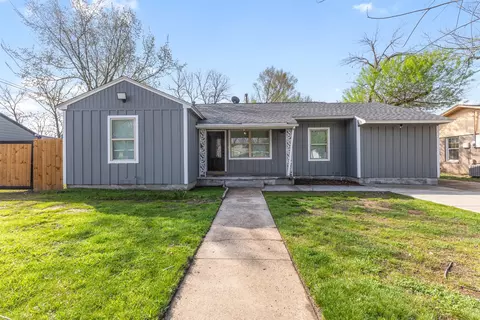 1014 Harlan St, Irving, TX 75060