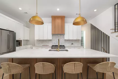 4303 Cedar Springs Rd, Dallas, TX 75219