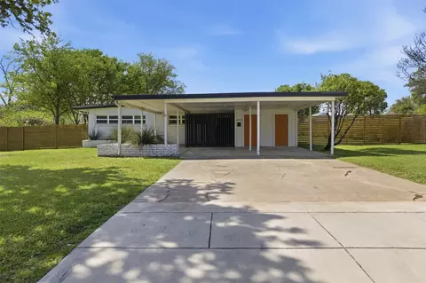 4913 Eldorado Dr, North Richland Hills, TX 76180