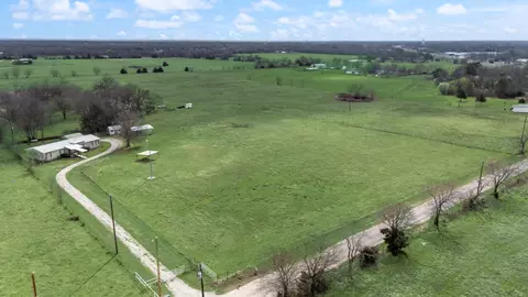 364 Rs County Road 4530, Point, TX 75472