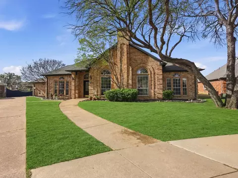 1227 Cambridge Dr, Carrollton, TX 75007
