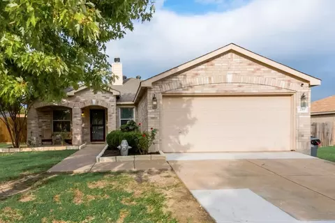 205 Dartmouth Dr, Forney, TX 75126